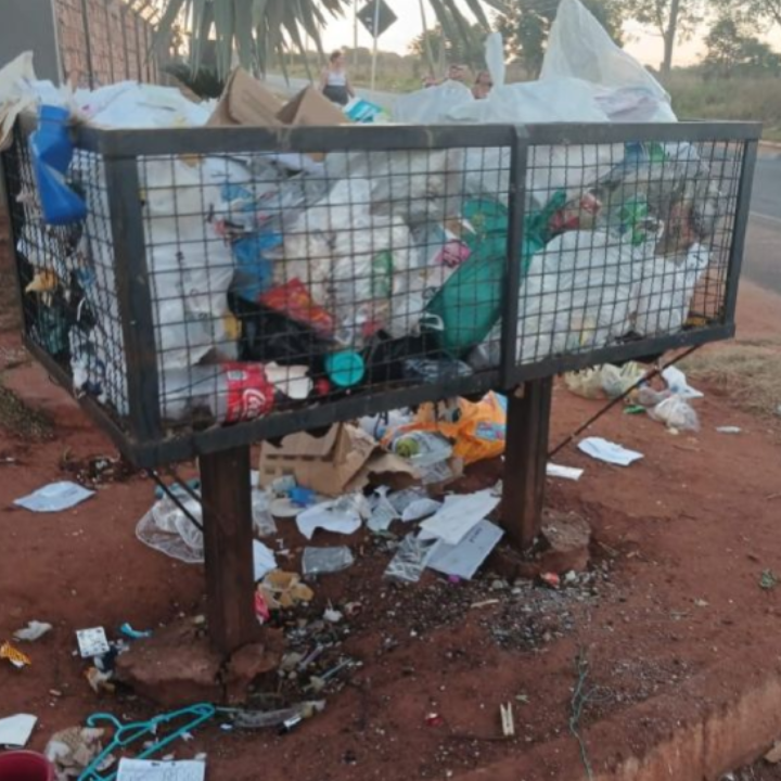 Três Lagoas vive descaso na limpeza pública e população exige resposta de Mariana Amaral