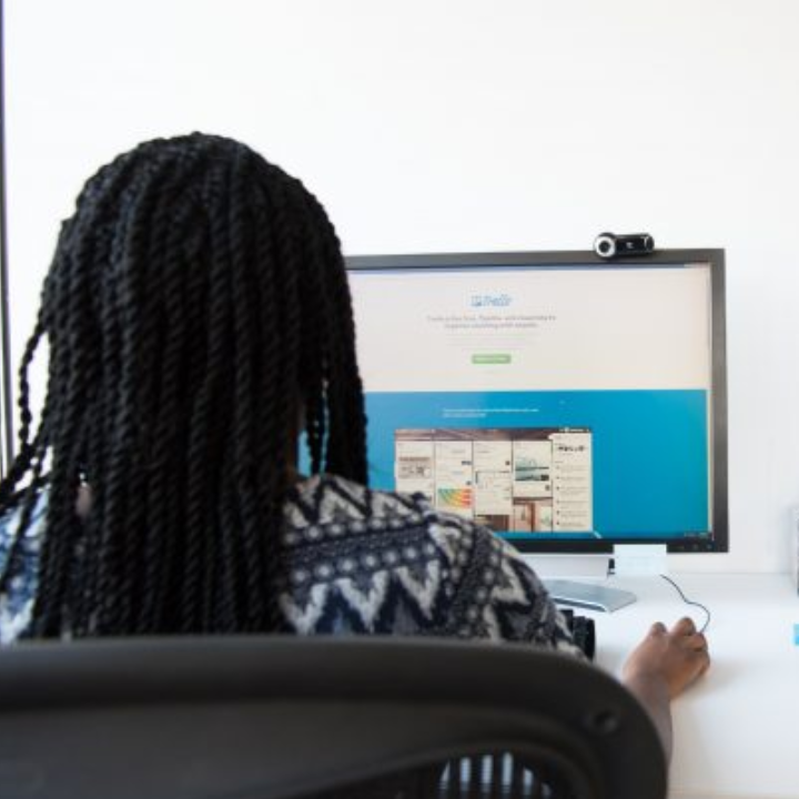 Servidores de Três Lagoas cobram prefeito por promessas não cumpridas no Dia do Servidor Público