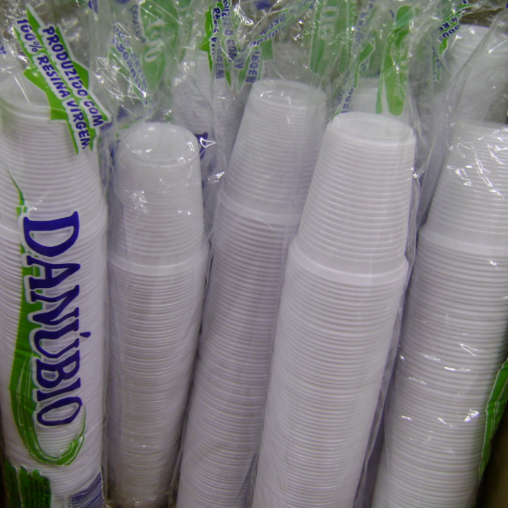 Falta de copos descartáveis em posto de saúde causa revolta em Três Lagoas